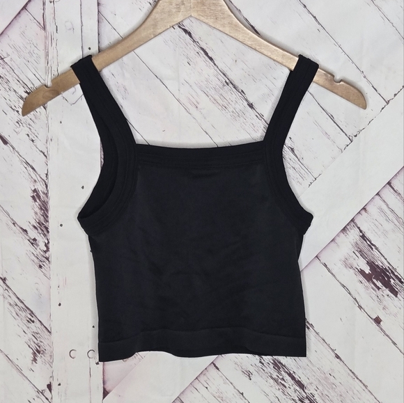 Anthropologie Out From Under Ribbed Cropped Tank Top - Picture 3 of 4